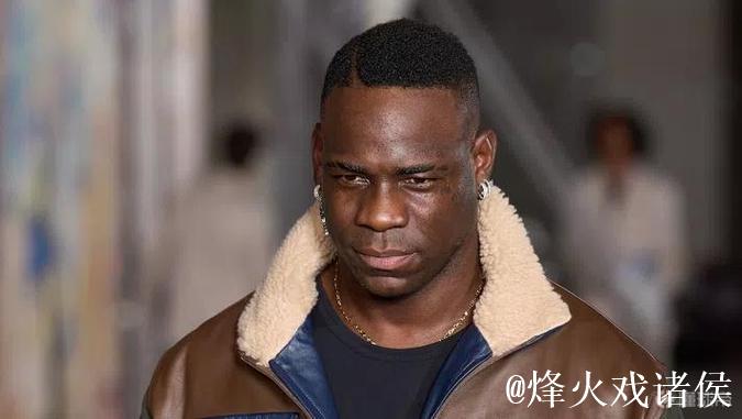 巴洛特利:现代足球对抗更加激烈,但我依然有竞争力 巴洛特利:现代足球对抗更加激烈,但我依然有竞争力