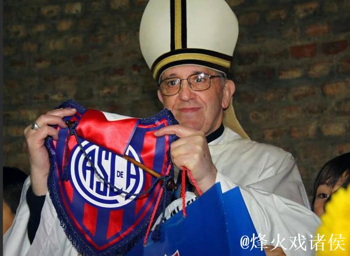 新教皇喜欢打网球 比起公牛小熊更支持白袜 新教皇喜欢打网球 比起公牛小熊更支持白袜